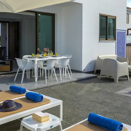 Villa Levanda 30