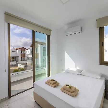 Villa Levanda 30 *