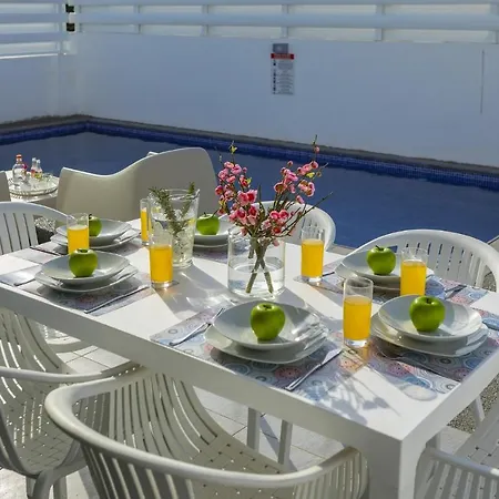 Villa Levanda 30 *