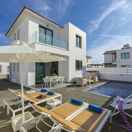Villa Levanda 30 *